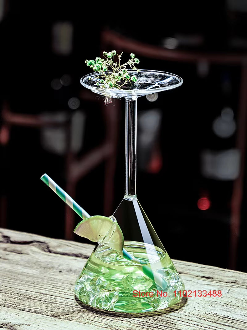 Funny Upside down Cocktail Glass Upside down Martini Cocktail Cup Inverted Juice Tumbler opposite Cocktail Glass Cup Wholesale